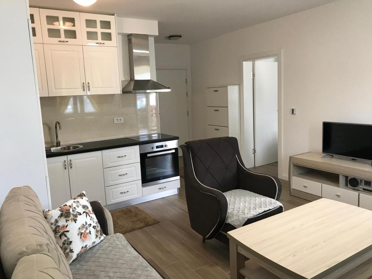 Apartmani Belma Dobra Voda Exteriér fotografie